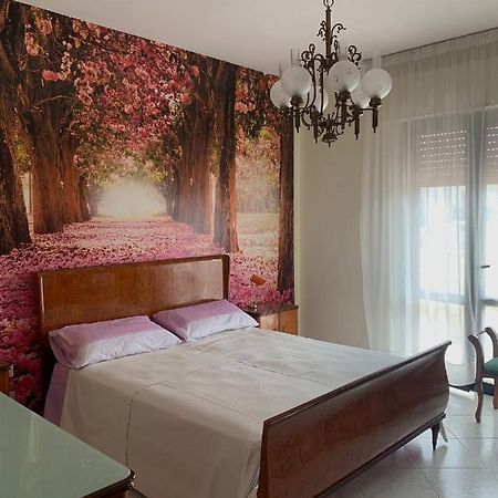 Casa Ninetta Apartment Бари Екстериор снимка