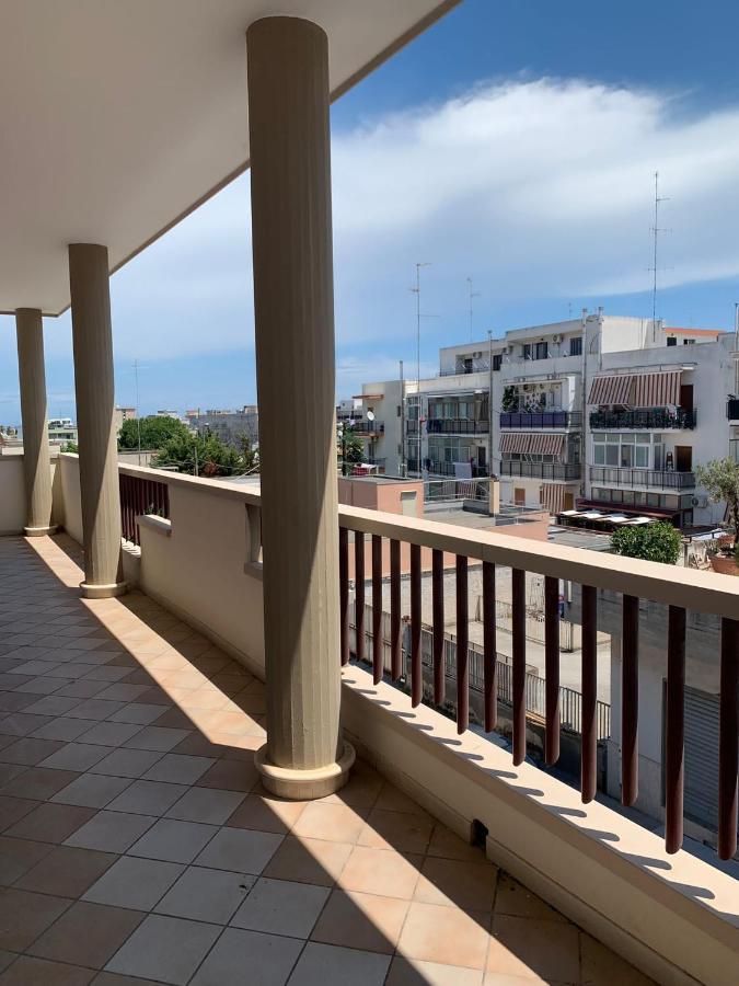 Casa Ninetta Apartment Бари Екстериор снимка